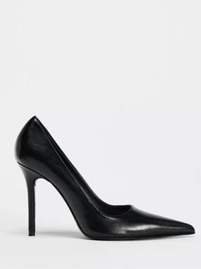 Zara Classic Black Pointed-Toe Pump